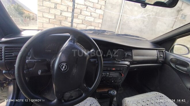 Opel Vectra 1998, 450,000 km - 2.0 l - Bakı