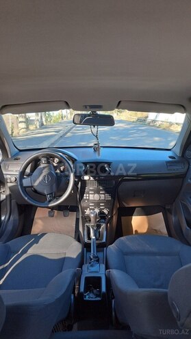 Opel Astra 2007, 270,000 km - 1.4 л - Mingəçevir
