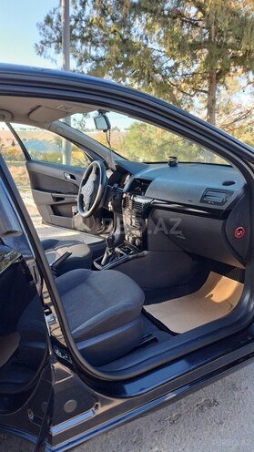Opel Astra 2007, 270,000 km - 1.4 л - Mingəçevir