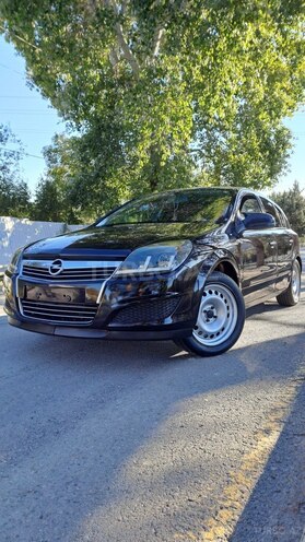 Opel Astra 2007, 270,000 km - 1.4 л - Mingəçevir