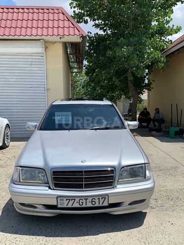 Mercedes C 200 2002, 313,000 km - 2.0 l - Şirvan