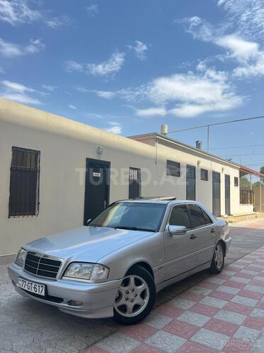 Mercedes C 200 2002, 313,000 km - 2.0 l - Şirvan