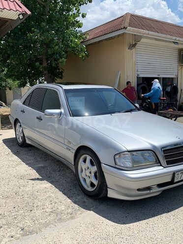 Mercedes C 200 2002, 313,000 km - 2.0 l - Şirvan