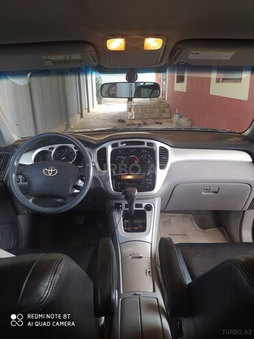 Toyota Highlander 2006, 270,000 km - 2.4 l - Füzuli