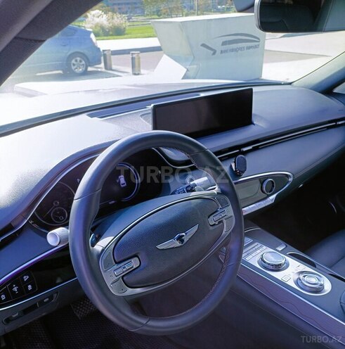 Genesis GV70-5