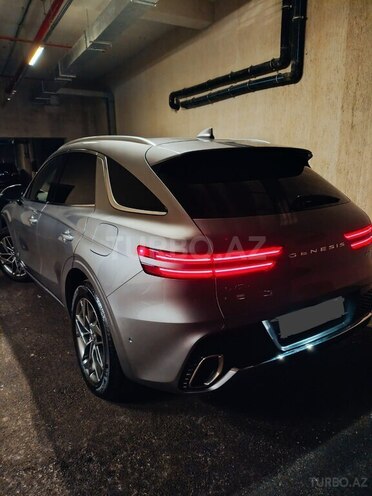Genesis GV70-15