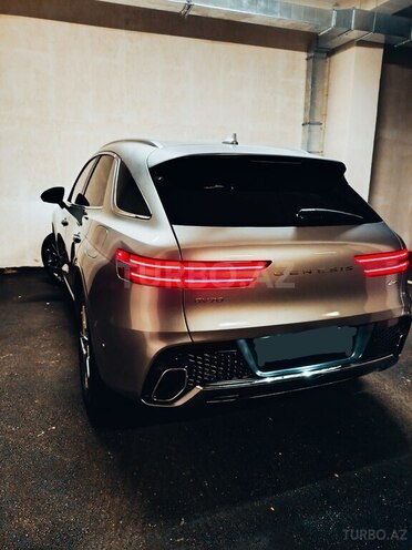 Genesis GV70-17