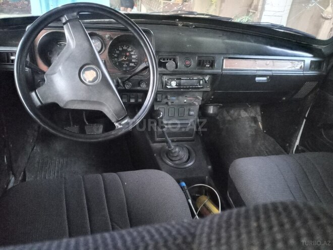 GAZ  1991, 250,000 km - 2.4 л - Qazax