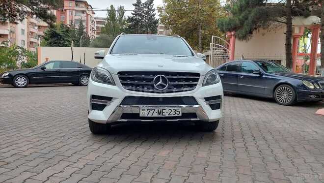 Mercedes ML 300 4MATIC 2015, 155,684 km - 3.5 л - Bakı