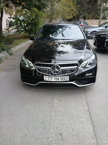 Mercedes E 200 d 2012, 295,000 km - 2.2 l - Babək