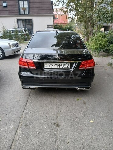 Mercedes E 200 d 2012, 295,000 km - 2.2 l - Babək