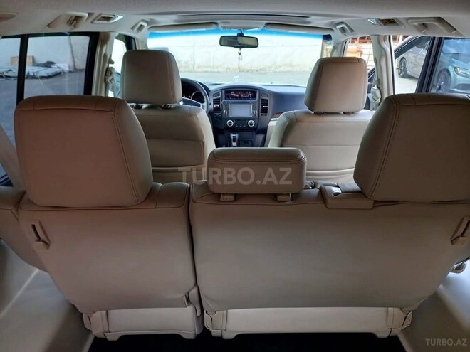 Mitsubishi Pajero 2008, 196,000 km - 3.0 л - Bakı