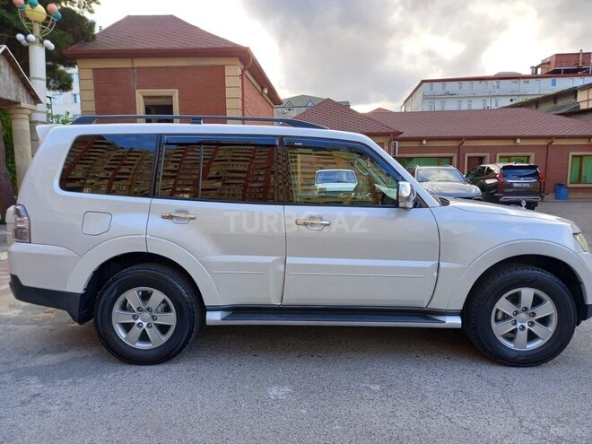 Mitsubishi Pajero 2008, 196,000 km - 3.0 л - Bakı
