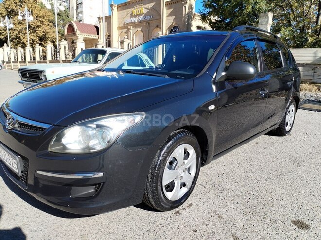 Hyundai i30 2009, 385,333 km - 1.6 л - Mingəçevir
