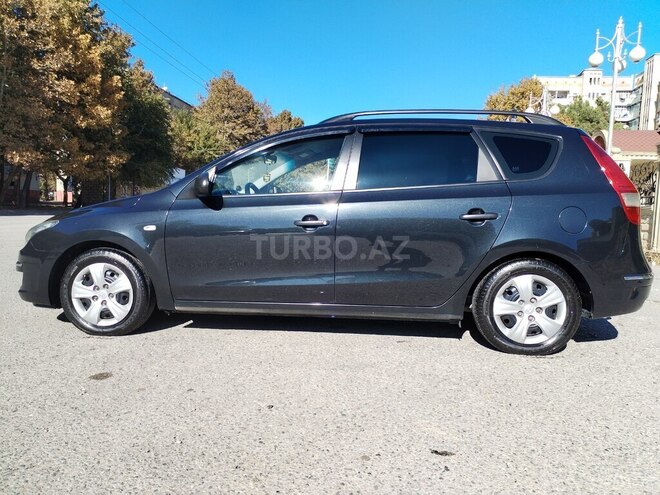Hyundai i30 2009, 385,333 km - 1.6 л - Mingəçevir