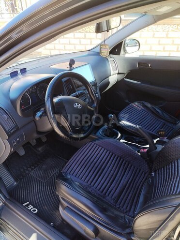 Hyundai i30 2009, 385,333 km - 1.6 л - Mingəçevir