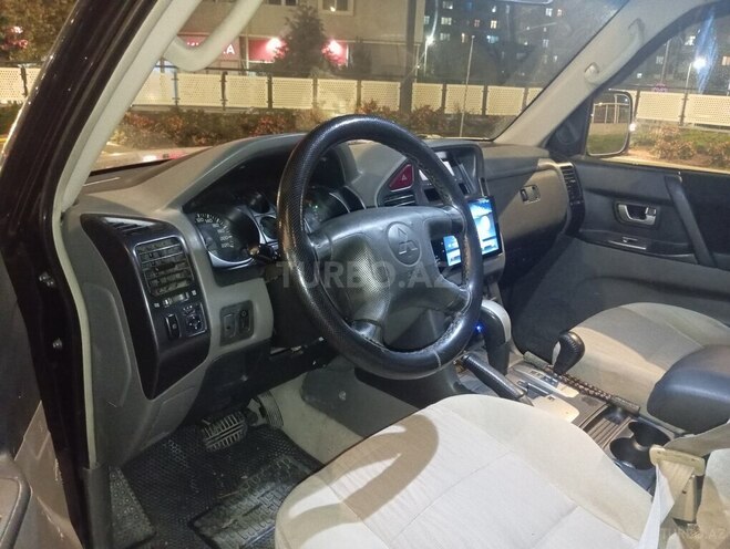 Mitsubishi Pajero 2003, 460,000 km - 3.0 л - Bakı