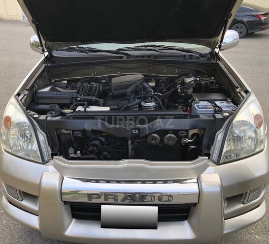 Toyota Land Cruiser Prado-6