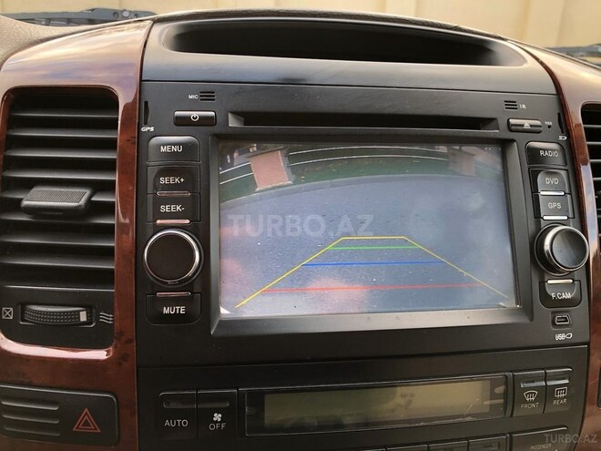 Toyota Land Cruiser Prado-16