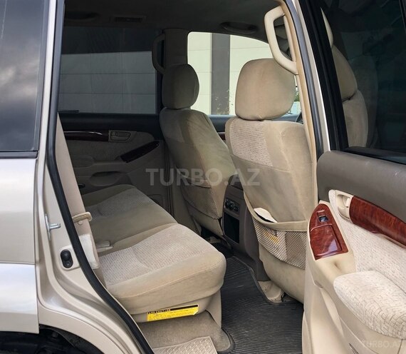 Toyota Land Cruiser Prado-15
