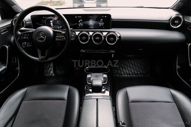 Mercedes CLA 200 2019, 123,000 km - 1.6 л - Bakı