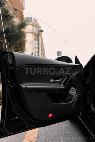 Mercedes CLA 200 2019, 123,000 km - 1.6 л - Bakı