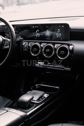 Mercedes CLA 200 2019, 123,000 km - 1.6 л - Bakı