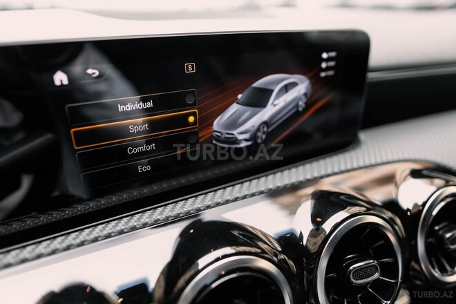 Mercedes CLA 200 2019, 123,000 km - 1.6 л - Bakı