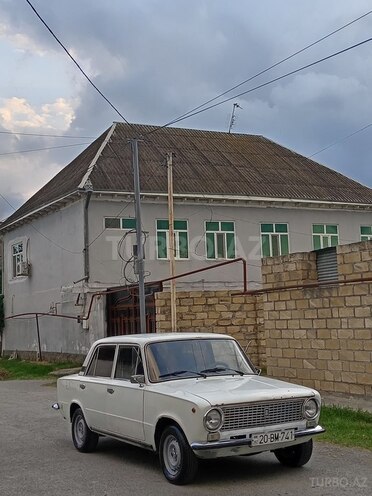 LADA (VAZ) 21011 1983, 35,655 km - 1.3 l - Ucar