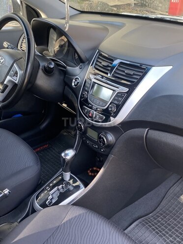 Hyundai Accent 2012, 158,000 km - 1.6 l - Bakı