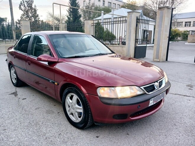 Opel Vectra 1996, 286,666 km - 1.6 l - Sumqayıt