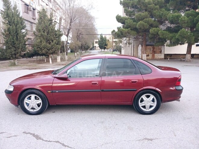 Opel Vectra 1996, 286,666 km - 1.6 l - Sumqayıt