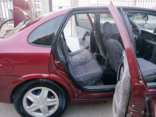 Opel Vectra 1996, 286,666 km - 1.6 l - Sumqayıt