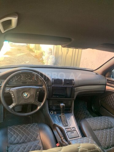 BMW 520 1999, 288,000 km - 2.0 l - Bakı