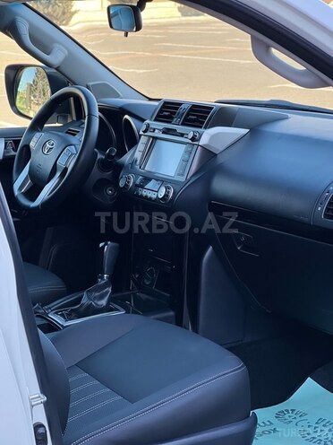 Toyota Land Cruiser Prado 2015, 175,000 km - 2.7 l - Bakı