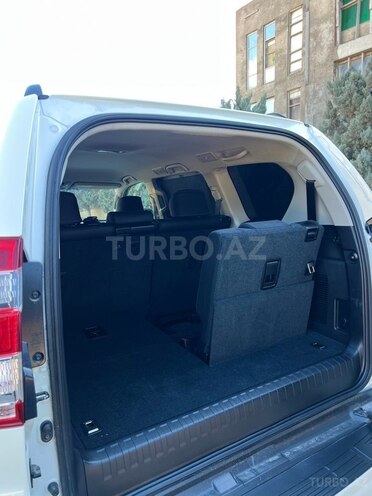 Toyota Land Cruiser Prado 2015, 175,000 km - 2.7 l - Bakı