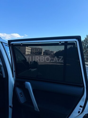 Toyota Land Cruiser Prado 2015, 175,000 km - 2.7 l - Bakı