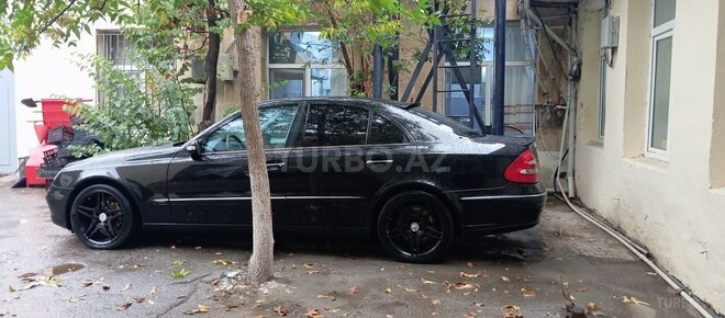 Mercedes E 240 2004, 377,000 km - 2.6 l - Bakı