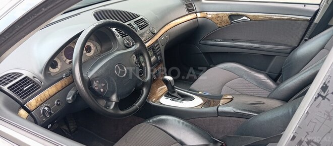 Mercedes E 240 2004, 377,000 km - 2.6 l - Bakı