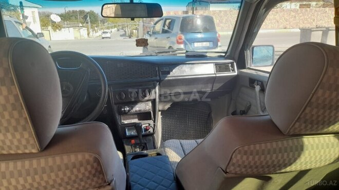 Mercedes 190 1992, 258,000 km - 2.0 l - Bakı