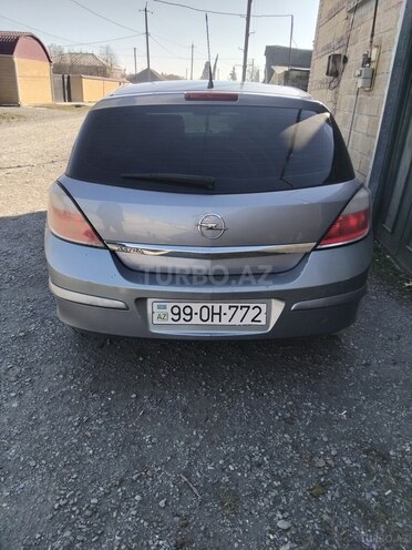 Opel Astra-2