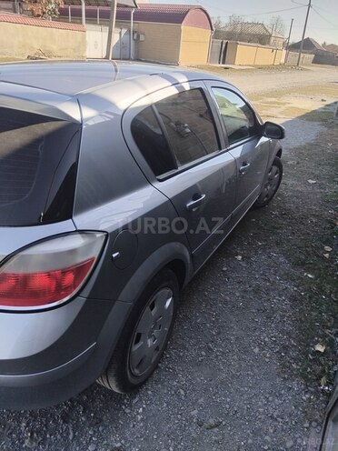 Opel Astra-7
