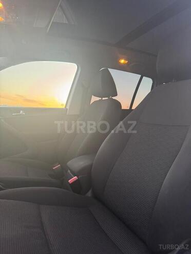 Volkswagen Tiguan 2011, 81,000 km - 2.0 l - Bakı