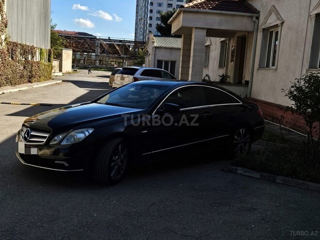 Mercedes E 250 2010, 202,000 km - 1.8 l - Bakı