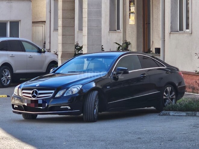 Mercedes E 250 2010, 202,000 km - 1.8 l - Bakı