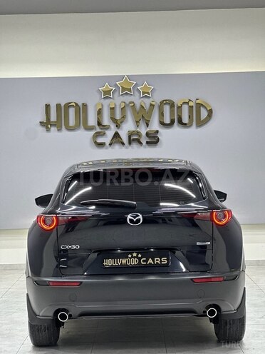 Mazda CX-30-10