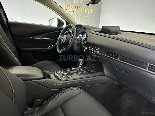 Mazda CX-30-13
