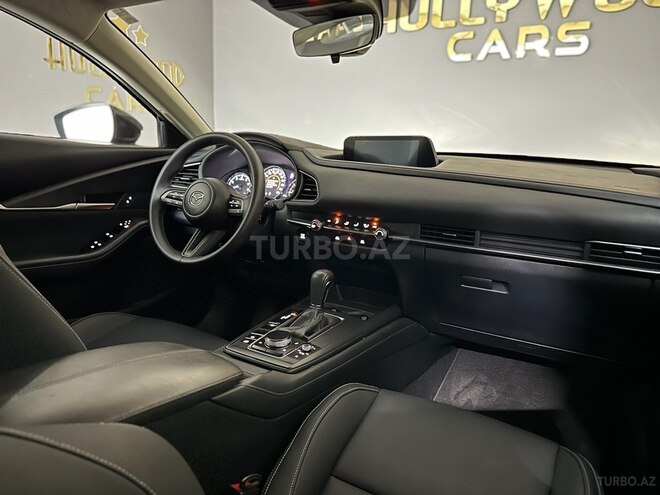 Mazda CX-30-15