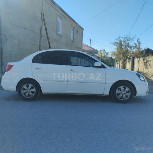 Kia Rio 2011, 370,000 km - 1.4 l - Bakı
