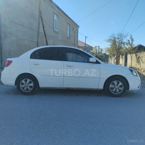 Kia Rio 2011, 370,000 km - 1.4 l - Bakı
